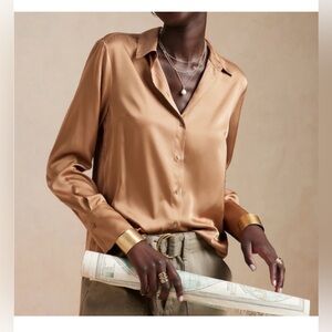 Banana Republic Classic Fit Button Down Shirt